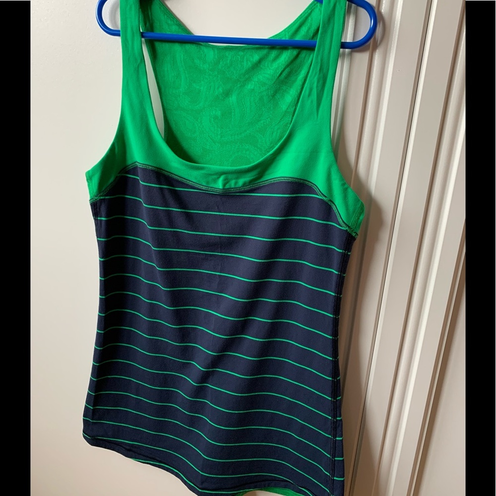 Lululemon run: first base tank size 4